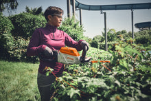 Afbeelding in Gallery-weergave laden, Stihl HSA 140 R Accu Heggenschaar Professioneel
